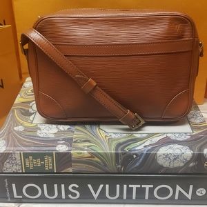Vintage Louis Vuitton Epi Trocadero
